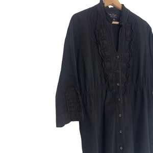 Gretty Zueger black embroidered Ruffle V-Neck Button Front tunic size‎ 1X